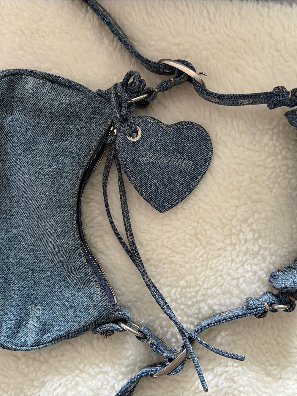 Small Balenciaga denim cagole bag - Picture 8 of 11